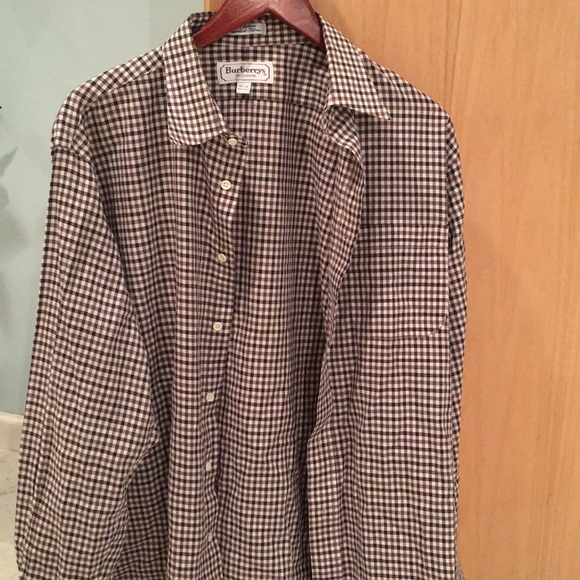 Authentic Burberry Casual Button Down Shirt - Picture 1 of 3